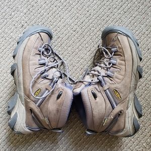 Keen Targhee II Mid hiking shoe